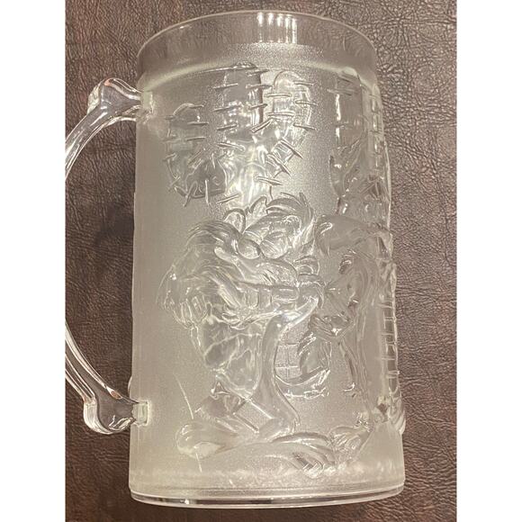 Vintage Six Flags Looney Tunes Frosted Mug Tweety Sylvester Road Runner Freezer - Picture 3 of 7